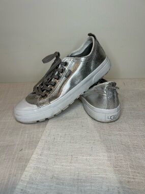 UGG womens Metallic Silver Low-Top Sneakers